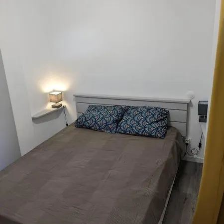 Appartement La Petite Rascasse, Avec Terrasse Ensoleillee *